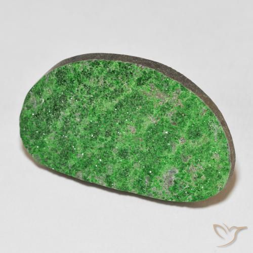 Granate Uvarovita Druzy Verde lima natural de 51.56 ct, Elegante, Opaco