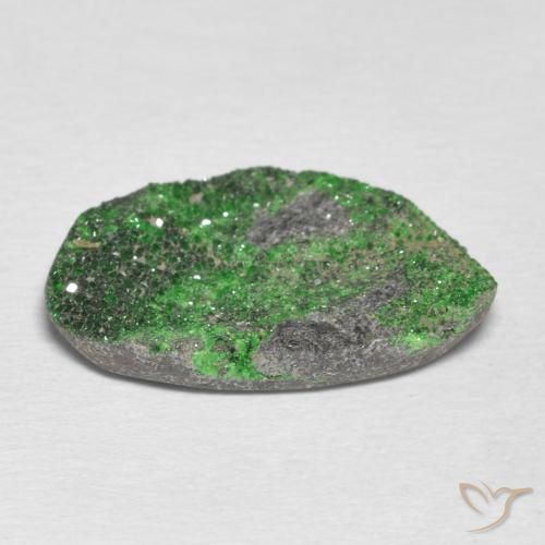 Granate Uvarovita Druzy Verde lima natural de 8.71 ct, Elegante, Opaco