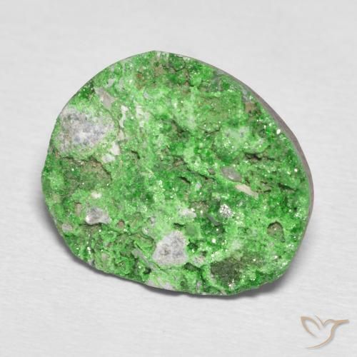Granate Uvarovita Druzy Verde claro natural de 11.57 ct, Elegante, Opaco