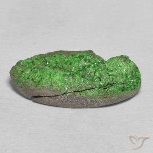 Granate Uvarovita Druzy Verde oscuro natural de 13.25 ct, Ovalada, Opaco