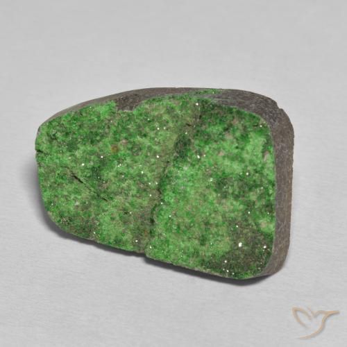 Granate Uvarovita Druzy Verde pino natural de 37.20 ct, Elegante, Opaco