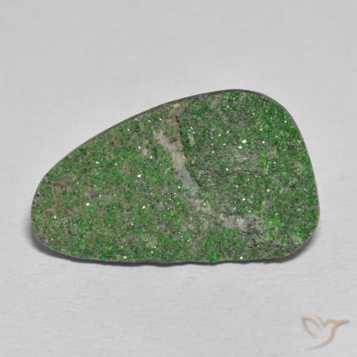 31.31ct Natural Verde pino pálido Granate Uvarovita Druzy, Elegante, Opaco