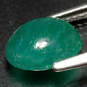 Verdite verde natural de 1,98 ct, corte óvalo, translúcido