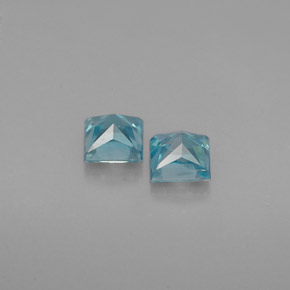 Gemas de circón azul natural de  ct, cuadrado, VS