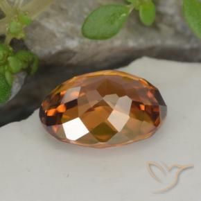 Circón Naranja rojizo natural de 1.68 ct, Ovalada, VVS