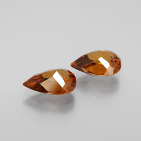 Gemas de Circón Naranja natural de 3.21 ct, En forma de pera, VVS