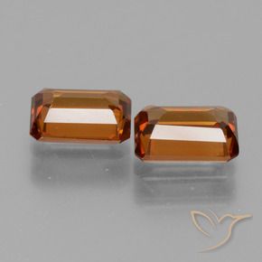 Gemas de Circón Naranja oscuro natural de 3.09 ct, Corte Octágono / Esmeralda, VVS-VS