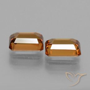 Gemas de Circón Naranja oscuro natural de 3.27 ct, Corte Octágono / Esmeralda, VVS-VS