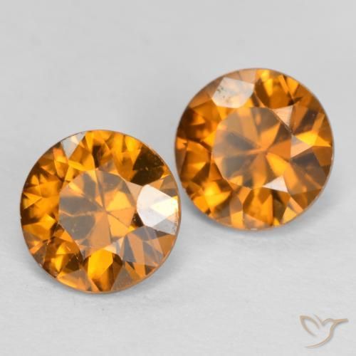 Gemas de Circón Naranja oscuro medio natural de 2.32 ct, Redondo, VVS-VS