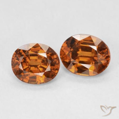 Gemas de Circón Naranja oscuro natural de 1.96 ct, Ovalada, VVS