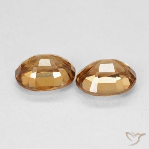 Gemas de Circón Naranja oscuro natural de 1.99 ct, Ovalada, VVS