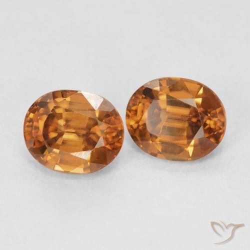 Gemas de Circón Naranja oscuro natural de 1.93 ct, Ovalada, VVS