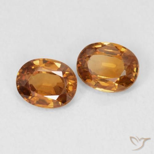 Gemas de Circón Naranja medio natural de 1.12 ct, Ovalada, VVS-VS