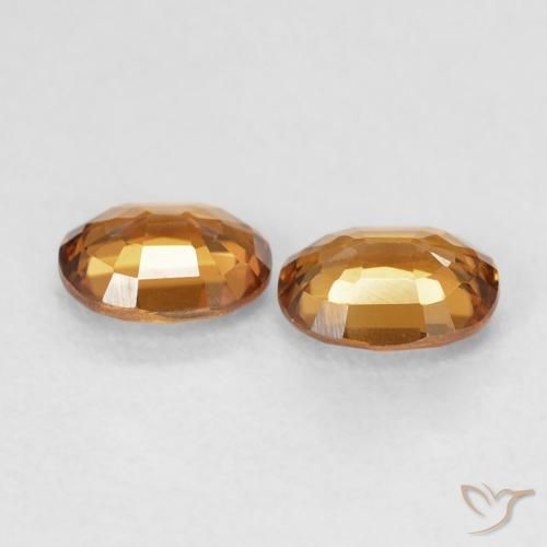 Gemas de Circón Naranja medio natural de 1.12 ct, Ovalada, VVS-VS