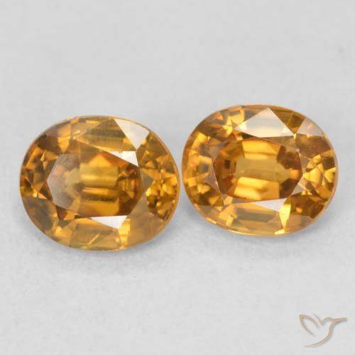 Gemas de Circón Dorado naranja natural de 1.89 ct, Ovalada, VVS-VS