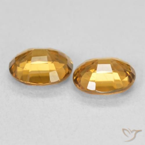 Gemas de Circón Dorado naranja natural de 1.89 ct, Ovalada, VVS-VS