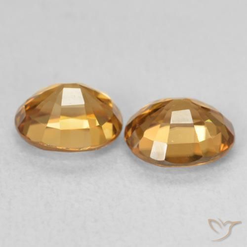 Gemas de Circón Naranja óxido natural de 2.07 ct, Ovalada, VVS-VS