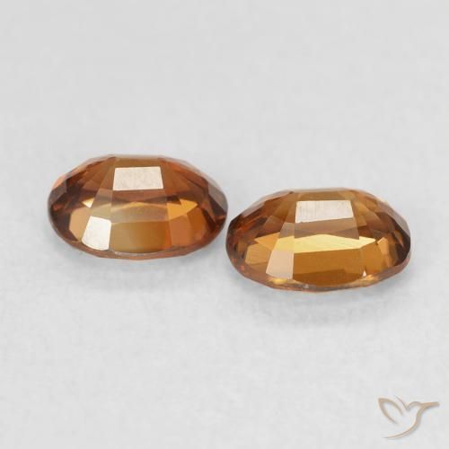 Gemas de Circón Naranja medio natural de 1.21 ct, Ovalada, VVS