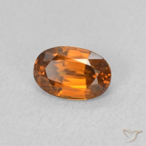 Circón Medium Dark-Orange natural de 0.82 ct, Ovalada, VVS