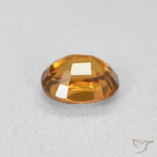 Circón Naranja medio natural de 0.64 ct, Ovalada, VVS